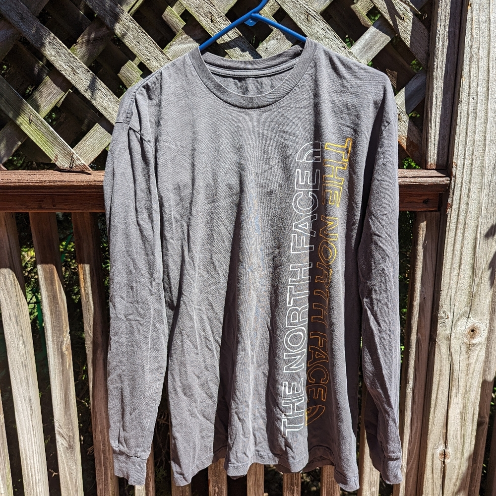 The North Face Long Sleeve T